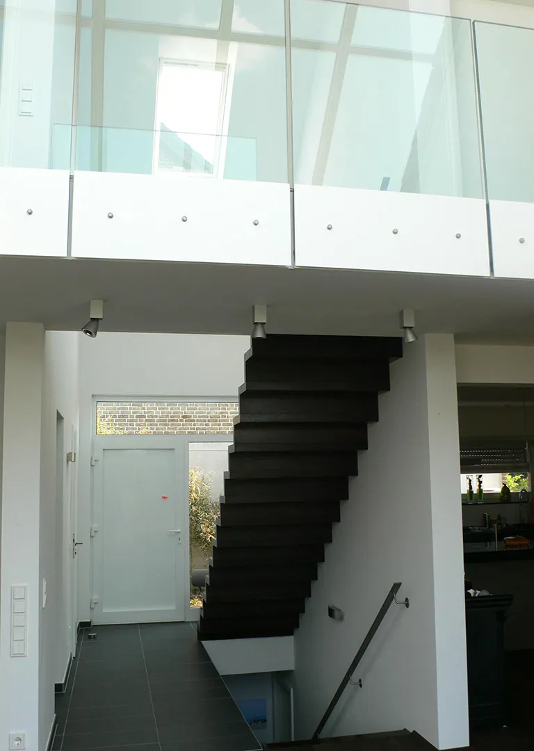 slide-9
